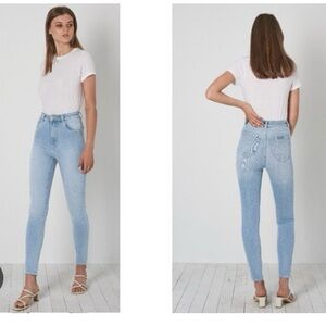 Rollas Eastcoast Ankle Skinny Jean in Stacey Blue